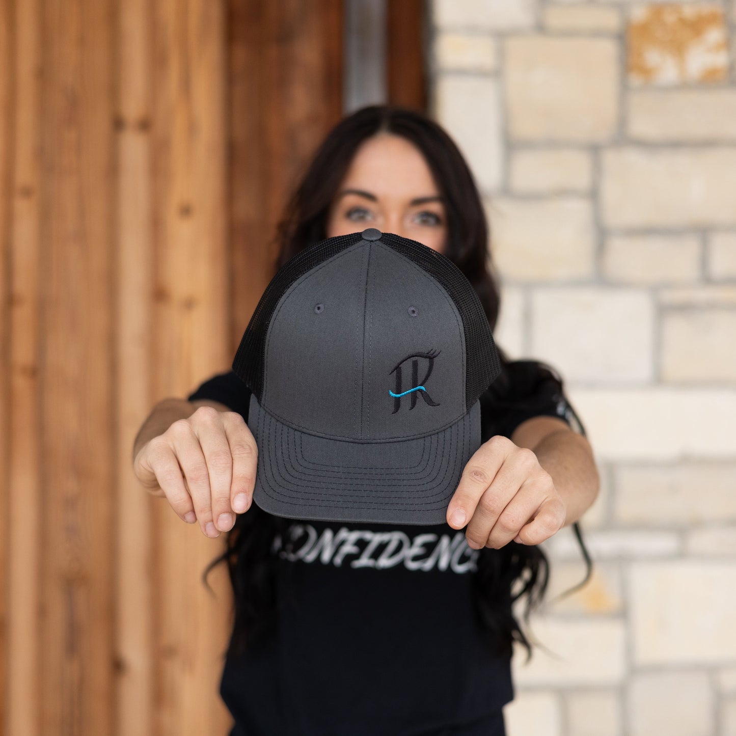 horse Konfidence cap